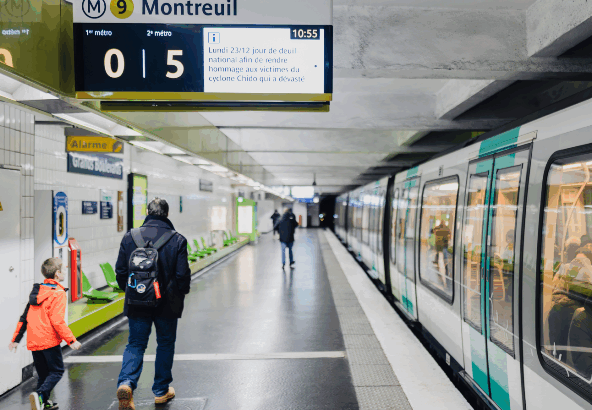 Visuel Les enfants sont-ils autorisés à voyager seuls sur le réseau exploité par le groupe RATP ?