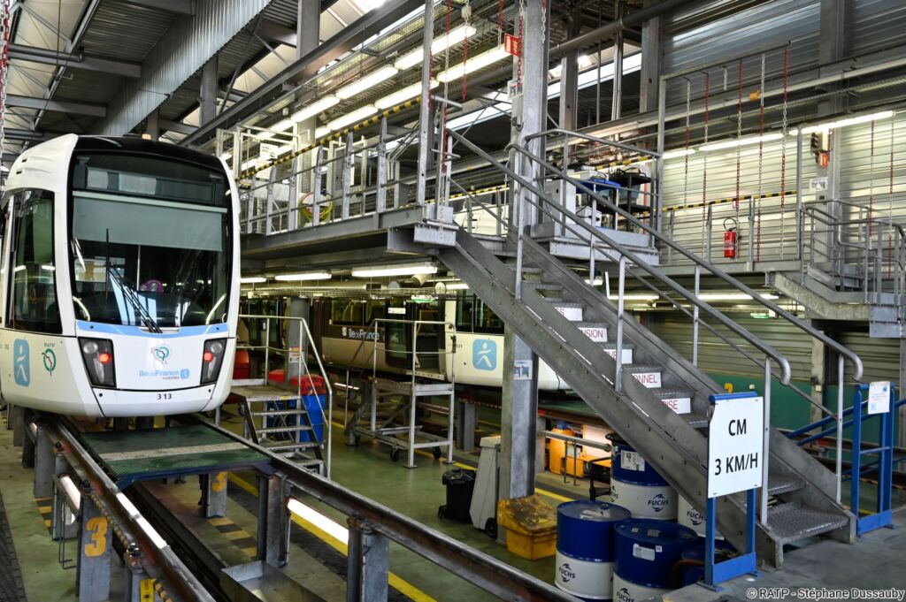 Comment s’effectue l’entretien des tramways du réseau RATP, exploité ...