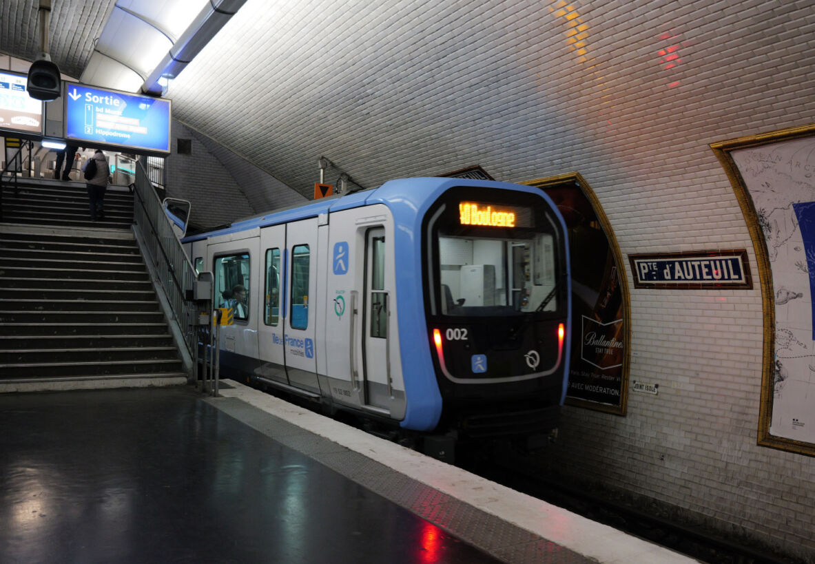 Visuel Combien de rames MF19 circulent sur la ligne 10 ?
