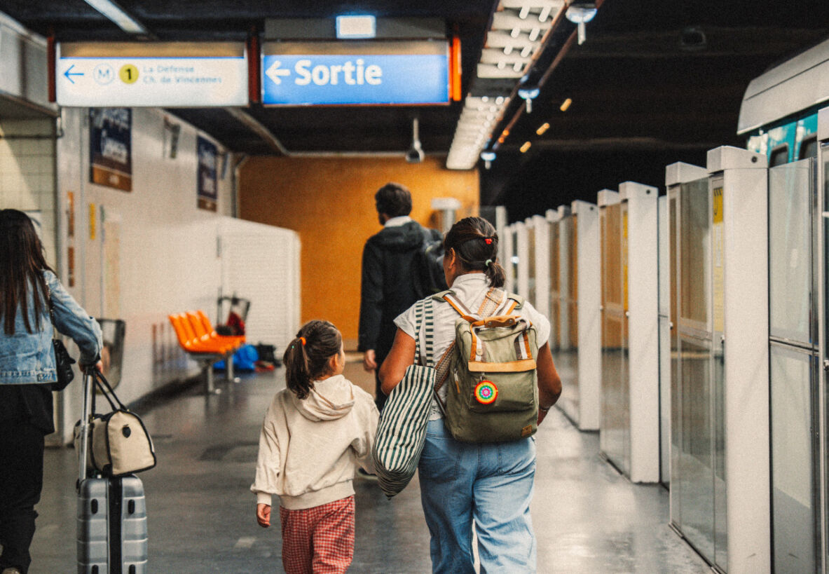 Visuel Je m&rsquo;installe à Paris en septembre, existe-t-il un dispositif pour apprendre aux jeunes voyageurs à bien utiliser les transports en commun ?
