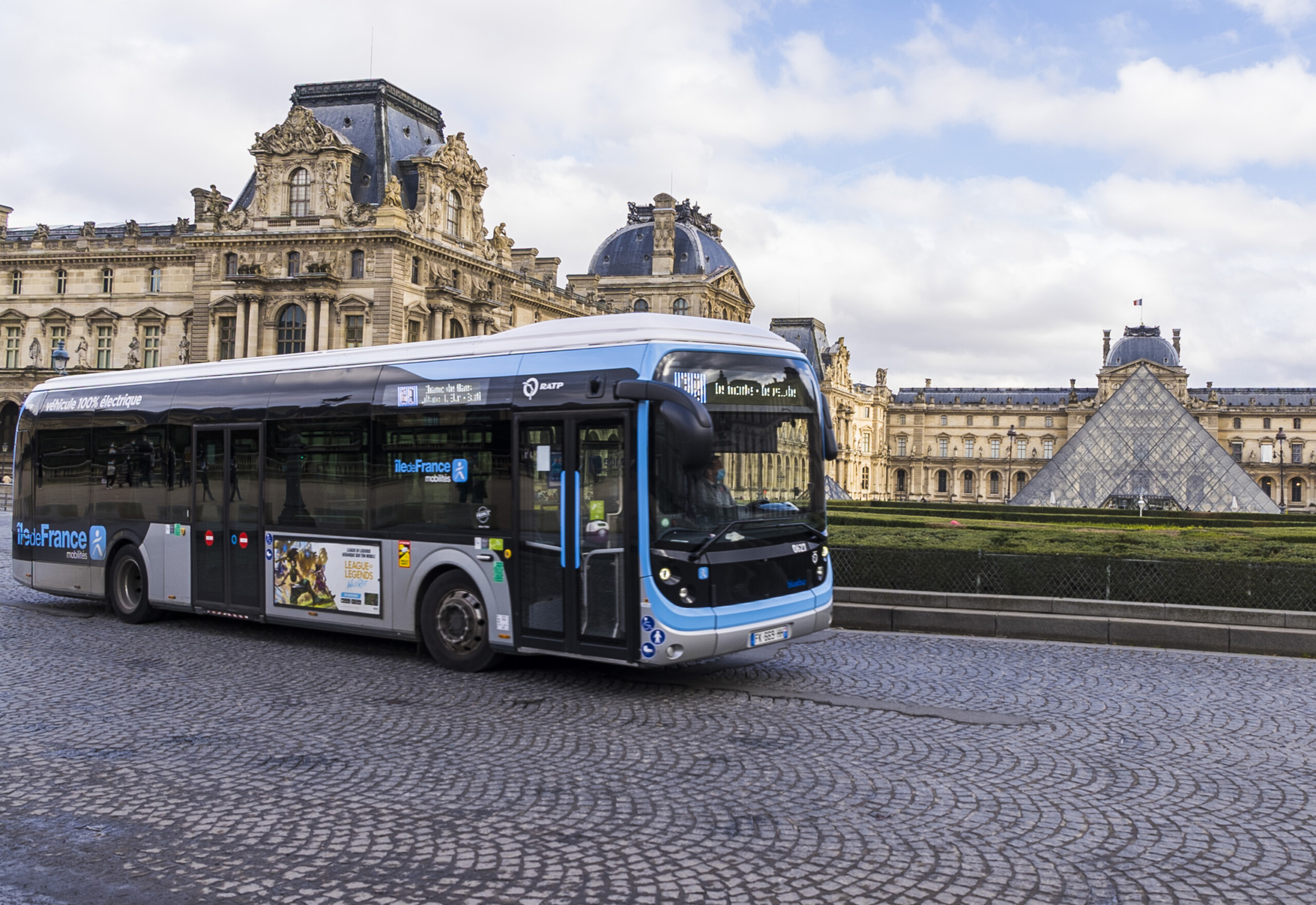 Visuel « bus2025 » : Les conducteurs doivent t’ils conduire d’une façon différente les bus électriques ?