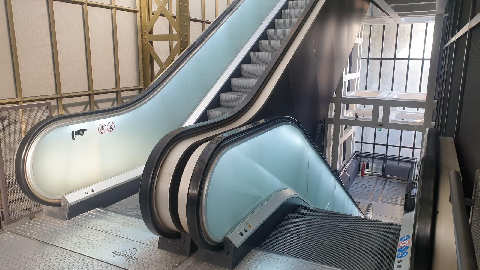 Visuel Est-il vrai que c’est la RATP qui s’occupe également des escaliers mécaniques du musée d’Orsay ?